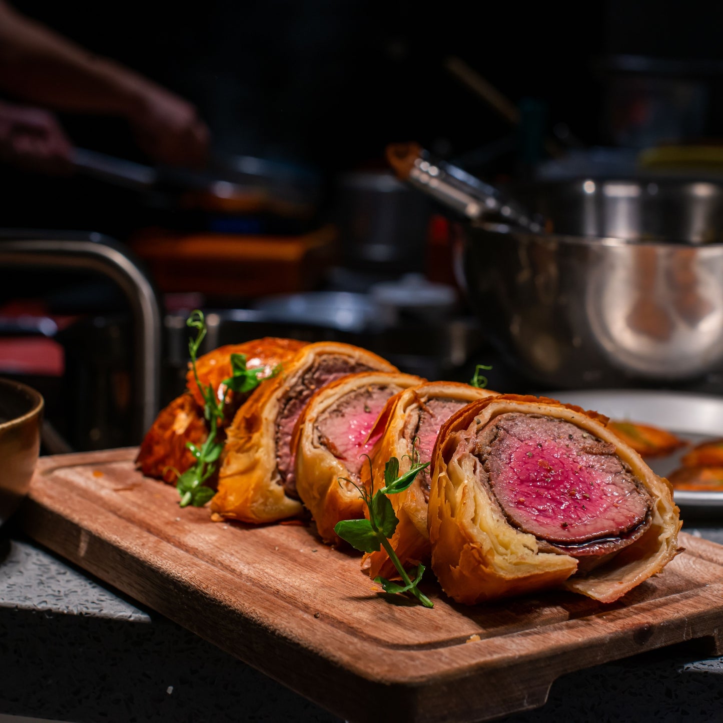 Signature Beef Wellington with Mushroom (1.4kg)