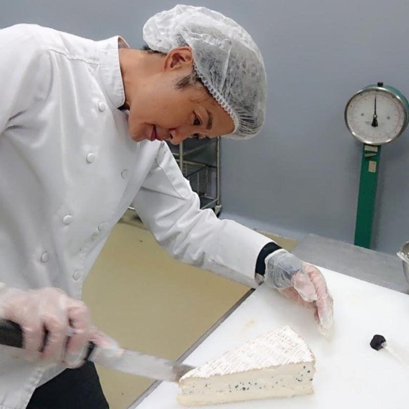 Truffle Brie, Homemade (350g)