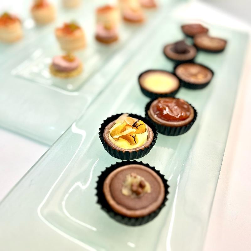 Tartes Passion, Assorted Mini Sweet Tartlets (1 Dozen)