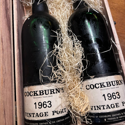 Gift Set DUO 1963 Cockburn Porto Vintage, Portugal, 700ml