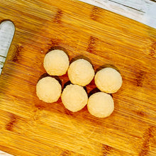 Load image into Gallery viewer, Canapés - Mushroom Risotto Ball &quot;Arancini&quot;
