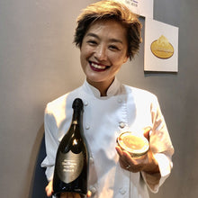 Load image into Gallery viewer, Sturia &quot;Vintage&quot; Caviar by Le Saint Julien (100 gram)
