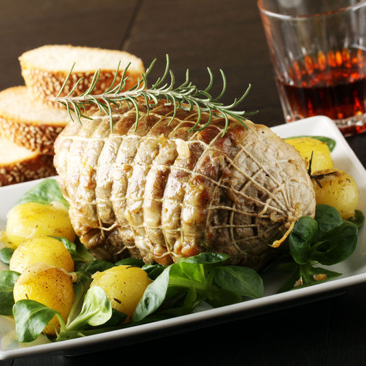 Rolled Turkey Supreme with Stuffing, Roasted Garnish & Jus (1.2kg)