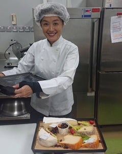 Deluxe Cheese Platter, 1 KG